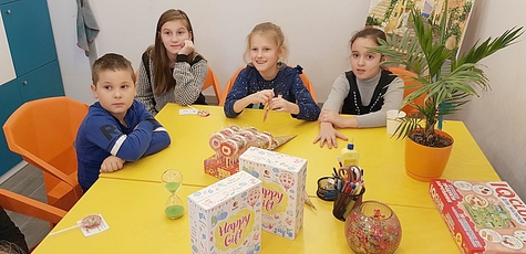 До 16 развивающих занятий английским в «SKILLS»