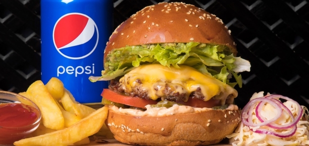 https://cdn1.pokupon.ua/uploaded/new_campaign_pictures/743418/data/main620x292/CHEF_combo.jpg?1606926430