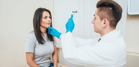 Обследование у невропатолога в «VV Clinic»