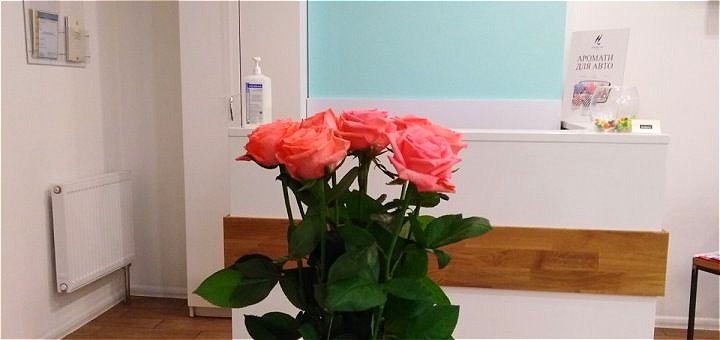 

Маникюр с покрытием гель-лаком в салоне «Marlen»