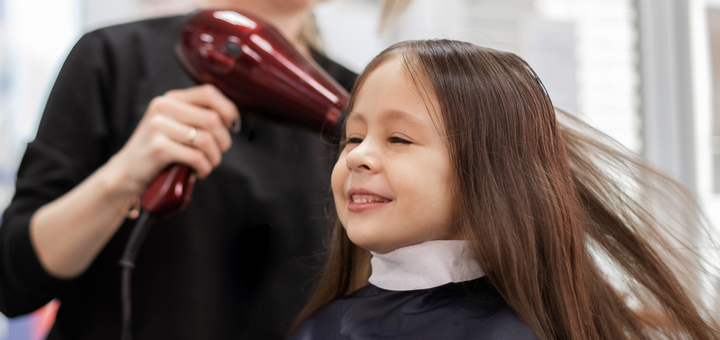 

Детская стрижка волос в студии «Beauty Studio JOY»
