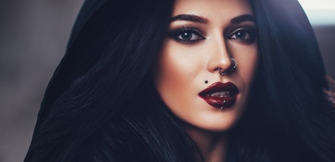 Скидка до 62% на пирсинг в студии «Foxybeauty» 
