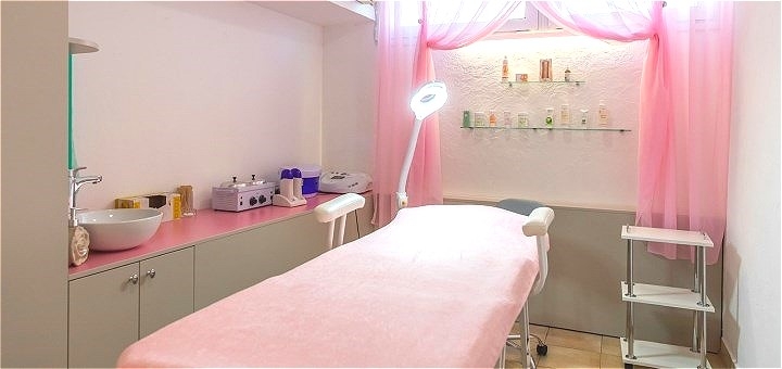 

Восковая депиляция в студии красоты «Sunkiss»