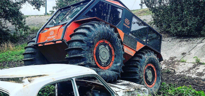 

Экстремальное катание на вездеходе «Sherp»