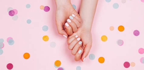 Маникюр с покрытием в «Sfera beauty nails»