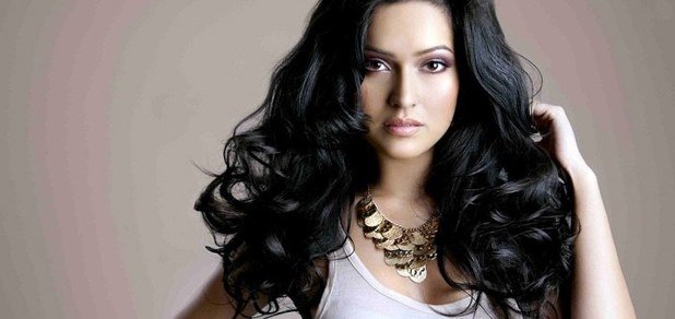 https://cdn1.pokupon.ua/uploaded/new_campaign_pictures/77192/data/main620x292/volosi_shapka.jpg?1468998537