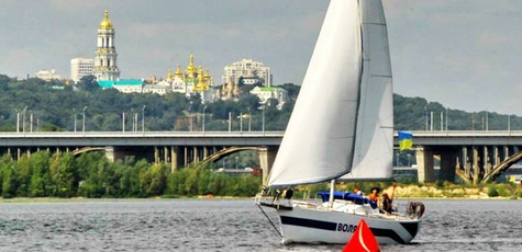 Знижка до 37% на прогулянку на яхті «Воля»