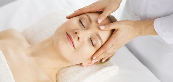 Акція на До 5 сеансів іспанського масажу обличчя і шиї від Pokupon
