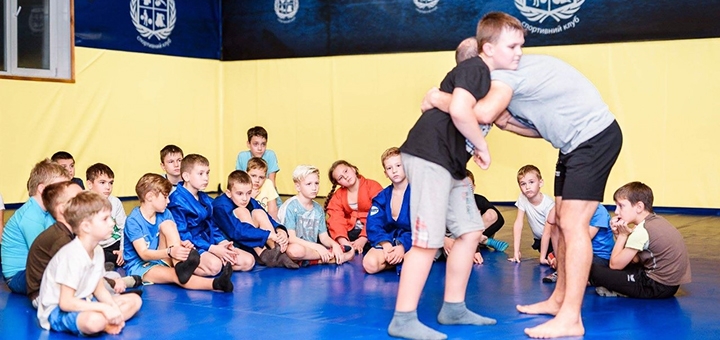 Акция на До 3 місяців занять боксом для дорослих і дітей от Pokupon - 4