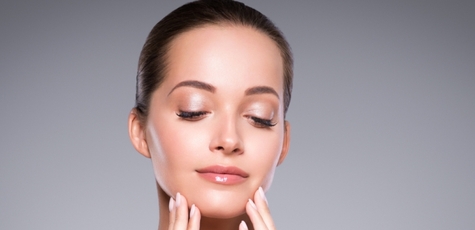 До 3 сеансов пилинга лица в центре «Beauty Lab»