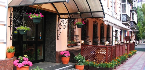 From 1 day with breakfast at the «Domus Hotel»