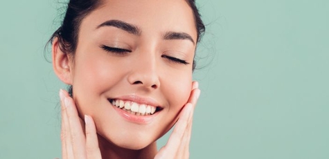Treatments for face, neck and décolleté 