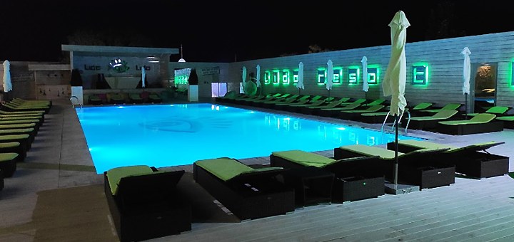 

Від 2 днів в липні з басейном в «Lido Resort»