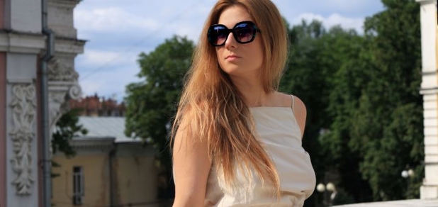https://cdn1.pokupon.ua/uploaded/new_campaign_pictures/791260/data/main620x292/woman_street.jpg?1630064788