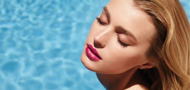 https://cdn1.pokupon.ua/uploaded/new_campaign_pictures/79485/data/main620x292/chanel_mini_11-720x340.jpg?1470318480