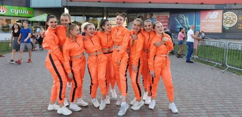 Up to 8 Dance Lessons at Let'sGetIT Studio