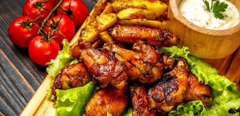 Скидка 50% на сет «Chicken wings» от «Папа в мясо»