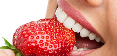 УЗ-чистка зубов с «Air-Flow» в «Studio Dental»