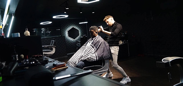 

Чоловіча та дитяча стрижка у «Dark Barber Club»