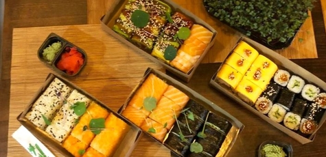 Скидка 40% на суши-сеты до 2 кг в «Godzilla Sushi»