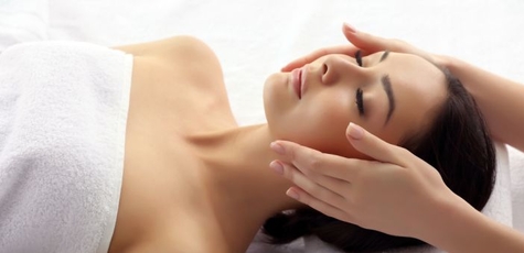 Омолоджуючий масаж обличчя у «Body Ideal»