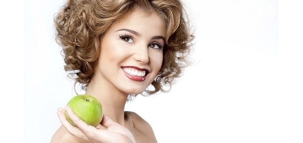 https://cdn1.pokupon.ua/uploaded/new_campaign_pictures/834012/data/main620x292/devushka-ulybka-model-yabloko.jpg?1654858325