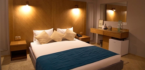 From 1 Night at the Boomerang Boutique Hotel