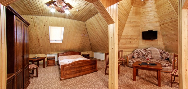 https://cdn1.pokupon.ua/uploaded/new_campaign_pictures/842785/data/main620x292/gotel_villa_vlad_3420210701-1685538-sl98nr20220908-1214823-19bwhr2.jpg?1662624300