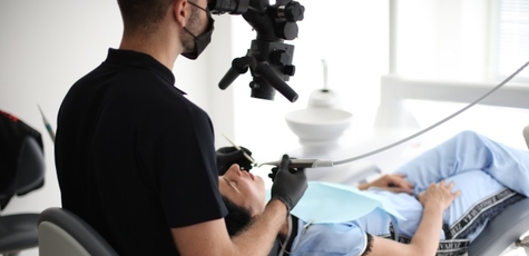 Чистка зубів з Air-Flow у «V dental&beauty clinic»