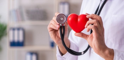 Check up by a Cardiologist at the CardioMAX