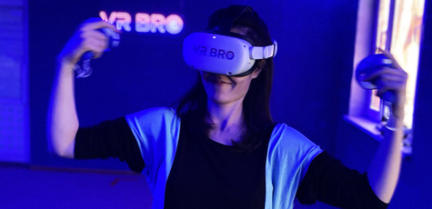 Час игры или квеста виртуальной реальности VR BRO