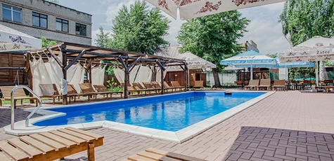 Знижка 50% на відвідування басейну в Rental Center