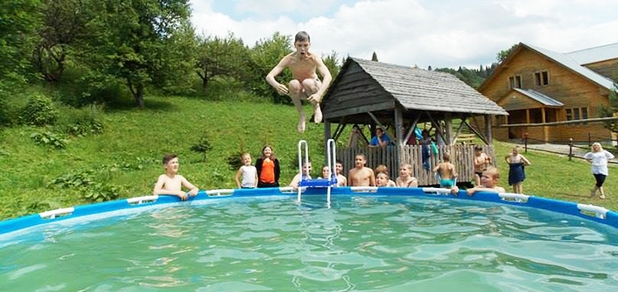 https://cdn1.pokupon.ua/uploaded/new_campaign_pictures/868007/data/main620x292/baseyn_viv1.jpg?1686151326
