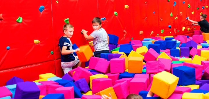 Акція на День для дитини у «Fly Kids» в Амстор у Запоріжжі від Pokupon - 15