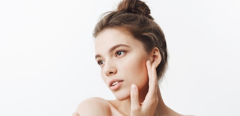 Лазерне лікування пігментних плям у «Esthetiс HUB»
