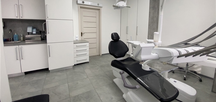 Акція на Чистка зубів з Air-Flow в «Allure dental office» від Pokupon - 3