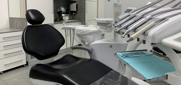 Акція на Чистка зубів з Air-Flow в «Allure dental office» від Pokupon - 5