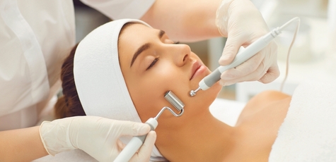 Microcurrent Facial Therapy from «Beauty Territory