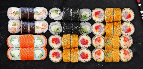 Знижка 50% на суші-сети від «Emoji Sushi» 