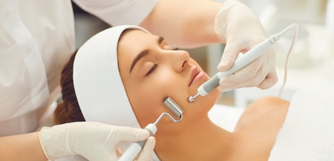 Up to 5 Sessions of Facial Microcurrent at Emelin