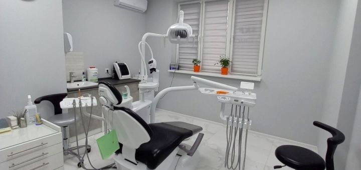 Акция на Чистка зубів з Air-Flow у стоматології «SKFclinic» от Pokupon - 2