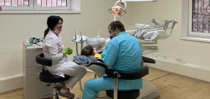 Акція на Ультразвукова чистка зубів у клініці «Vitalis» від Pokupon - 4