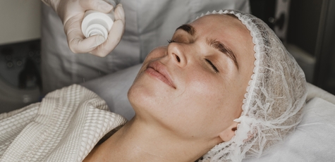 Up to 5 sessions of microcurrent facial massage