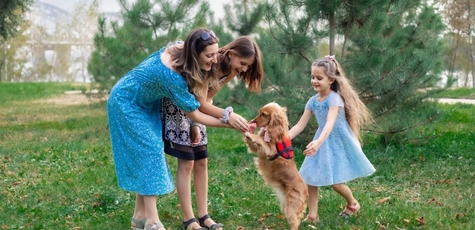 Family Photo by Photographer Yulia Simonenko