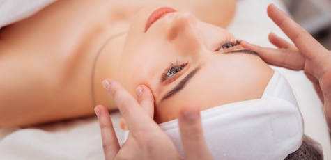 Microcurrent Therapy in the Body Line Salon