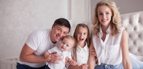 Family Photo Session by Photographer Oleg Veter