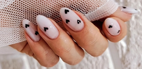 Manicure and pedicure by Victoria Ryzhkova