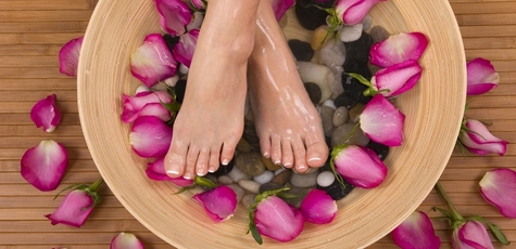 Men's and women's pedicure with coating in Linden