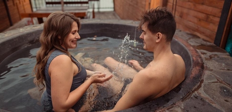 Bathing in a Tub for Couple at «Bath of Aphrodite»