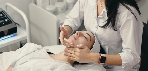 Up to 3 sessions of facial mesotherapy at Lagidna